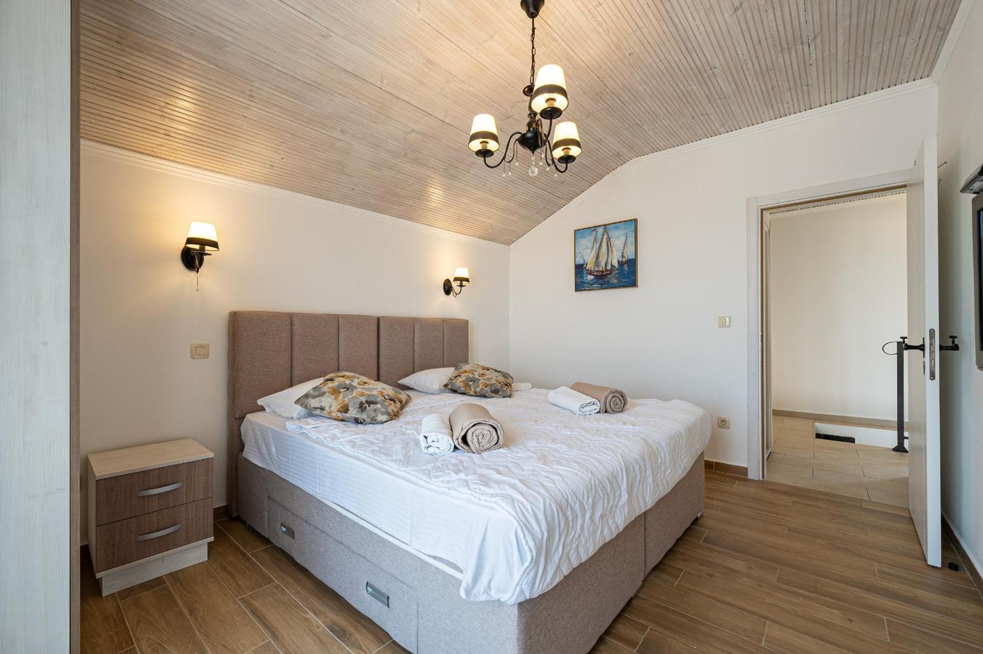 Sunset & Sunrise Villas In Stanisici-Two Villas With Common Pool Budva Exterior photo
