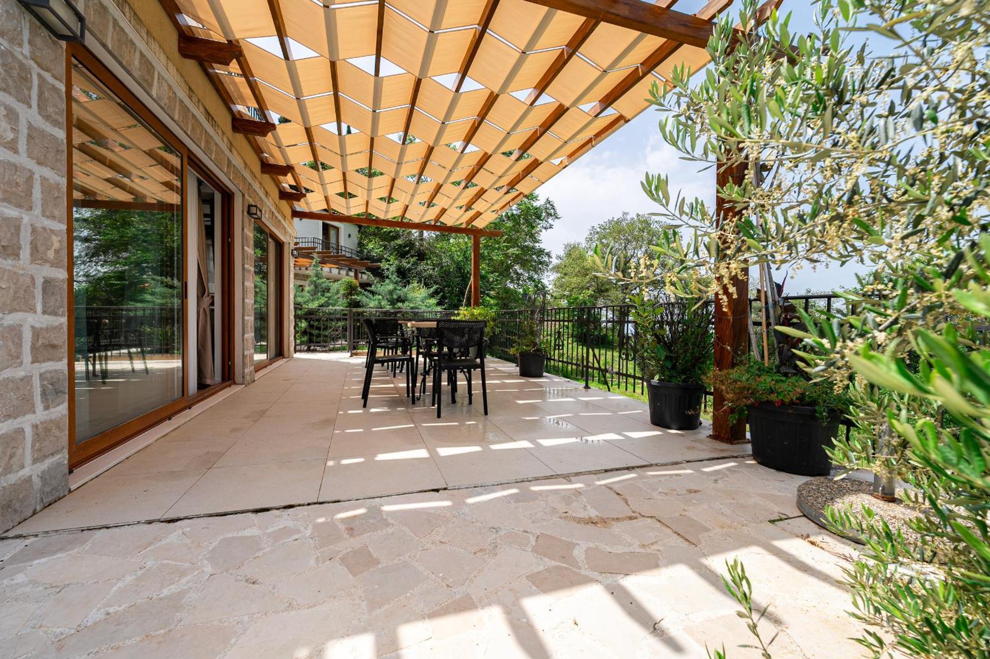 Sunset & Sunrise Villas In Stanisici-Two Villas With Common Pool Budva Exterior photo