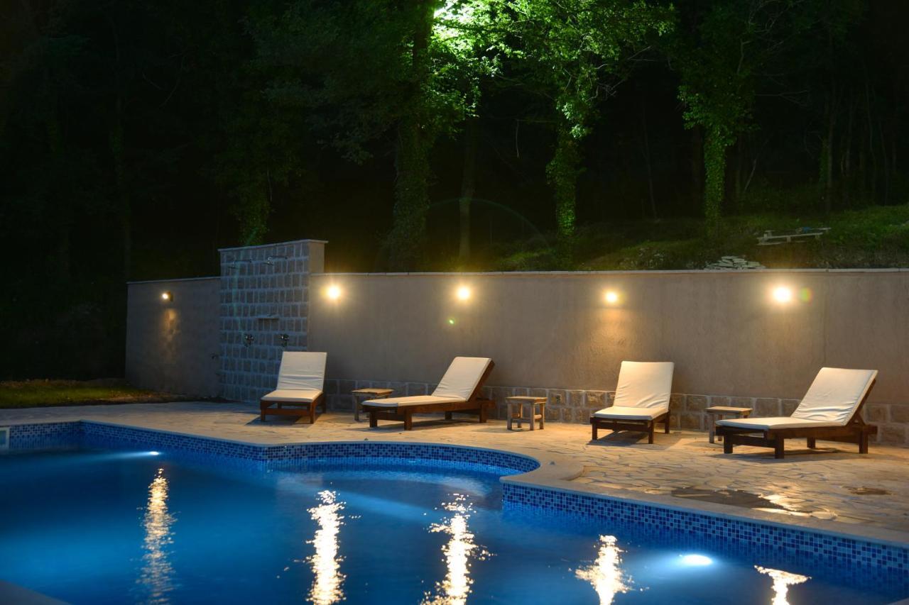Sunset & Sunrise Villas In Stanisici-Two Villas With Common Pool Budva Exterior photo